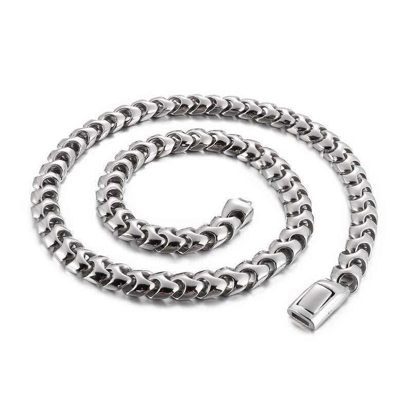 Futurist Choker Chain Necklace